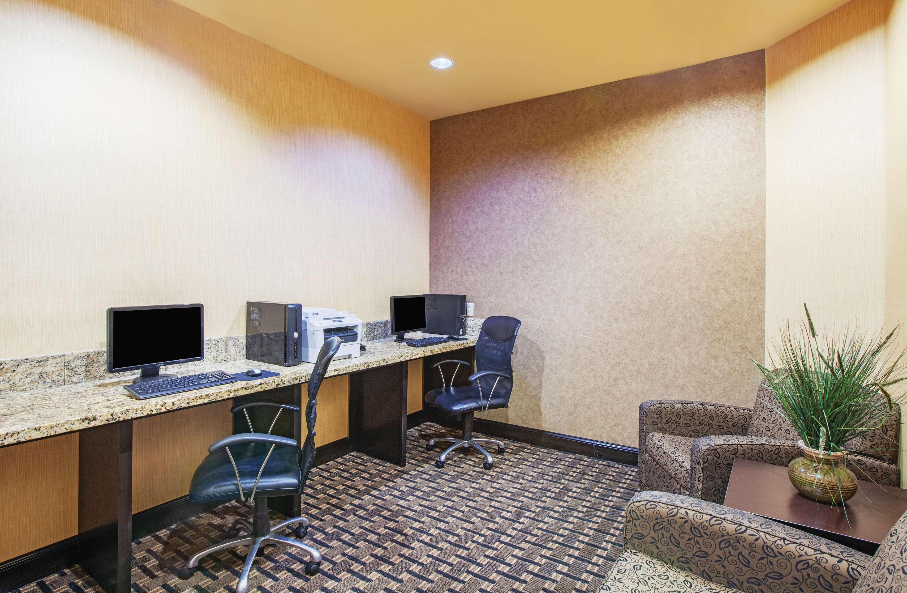 La Quinta By Wyndham Jacksonville, Texas מראה חיצוני תמונה